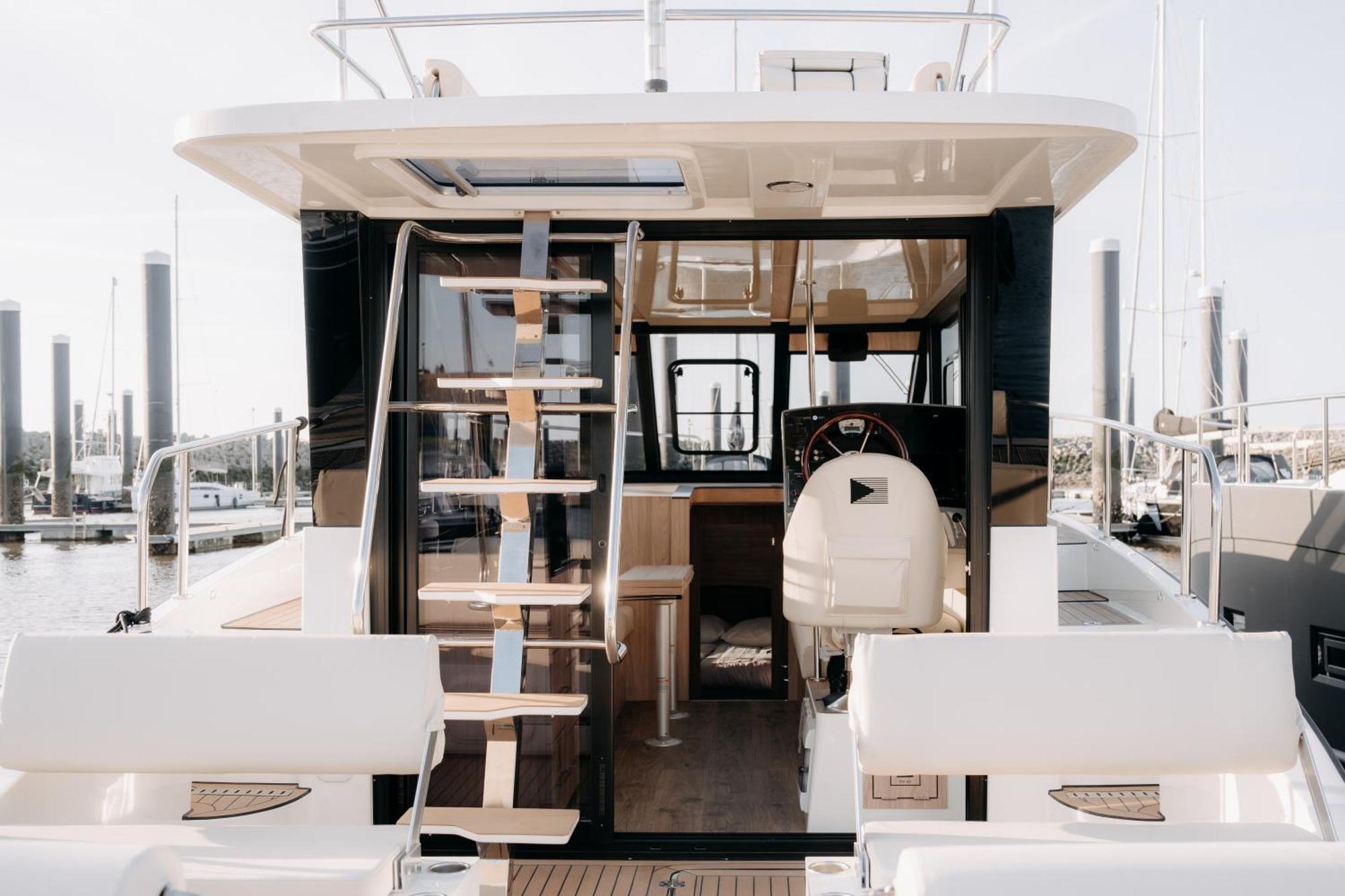Yacht By Strandhotel - Hotel Service & Wellness 卡德赞德-班得 外观 照片