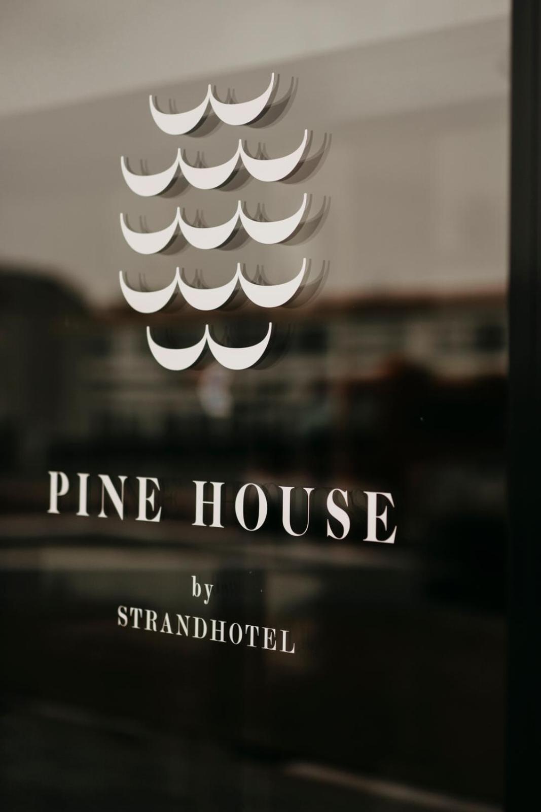 Yacht By Strandhotel - Hotel Service & Wellness 卡德赞德-班得 外观 照片