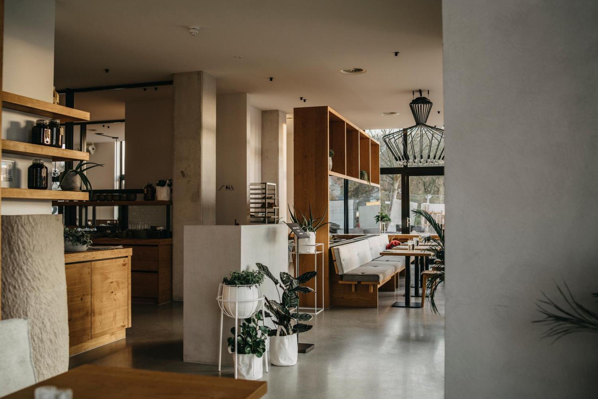 Yacht By Strandhotel - Hotel Service & Wellness 卡德赞德-班得 外观 照片