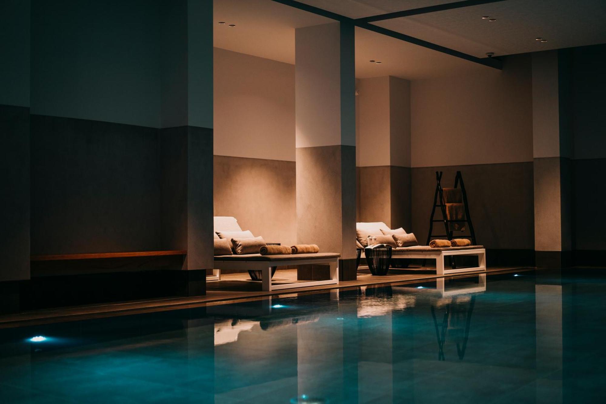 Yacht By Strandhotel - Hotel Service & Wellness 卡德赞德-班得 外观 照片
